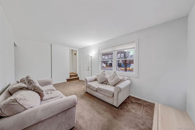 11 Dianne Avenue, Centereach, NY 11720