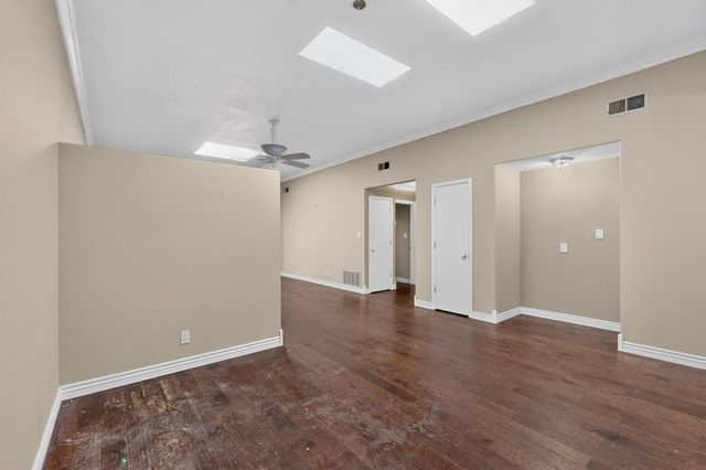 12827 Donette Court NE, Albuquerque, NM 87112