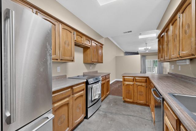 12827 Donette Court NE, Albuquerque, NM 87112