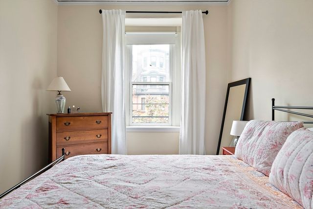 144 Marlborough 5, Boston, MA 02116