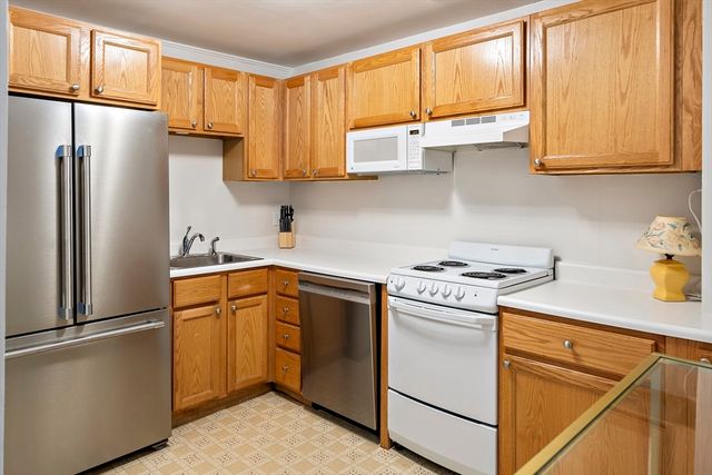 144 Marlborough 5, Boston, MA 02116
