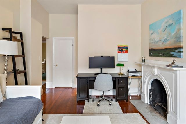 144 Marlborough 5, Boston, MA 02116