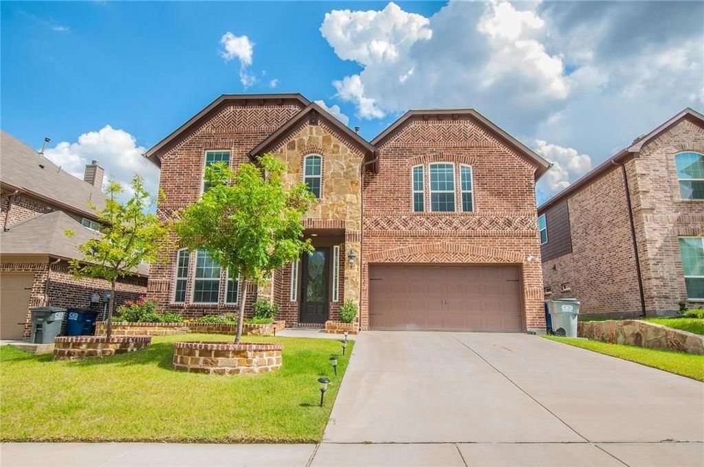 2440 Kingsgate Drive, Little Elm, TX 75068