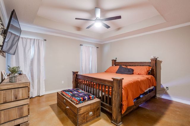 301 Willow Circle, Springtown, TX 76082