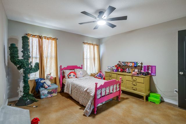 301 Willow Circle, Springtown, TX 76082