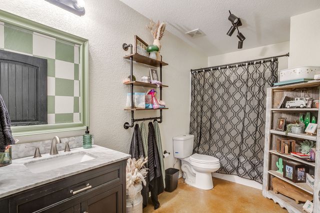 301 Willow Circle, Springtown, TX 76082