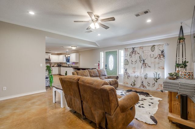 301 Willow Circle, Springtown, TX 76082