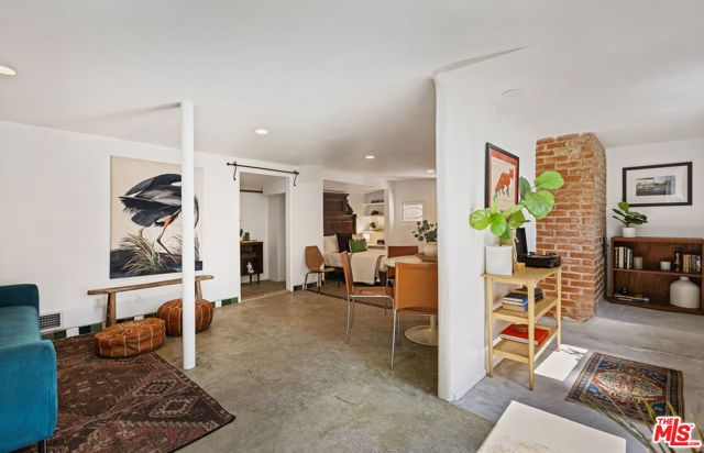 4213 Glenmuir Avenue, Los Angeles, CA 90065