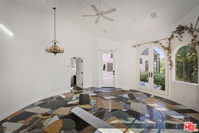 4213 Glenmuir Avenue, Los Angeles, CA 90065