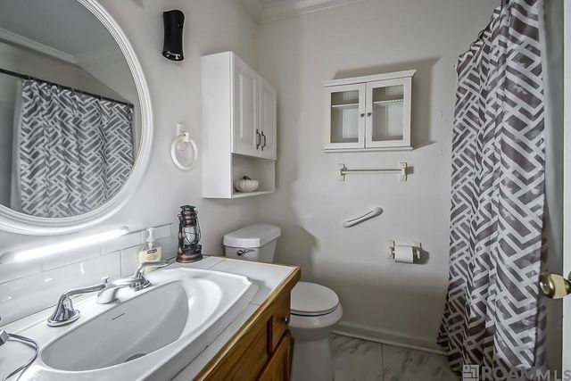 2405 Boxwood Dr, Baker, LA 70714