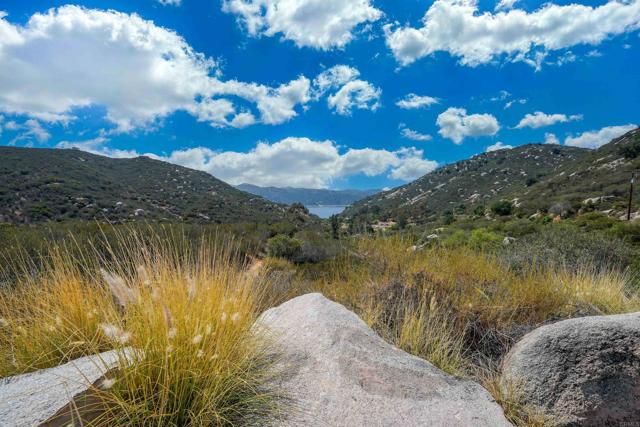 20 Mussey Grade Road, Ramona, CA 92065