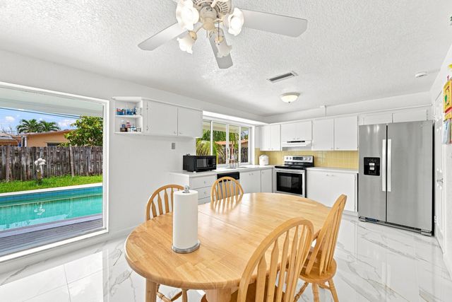 8481 NW 24TH Street, Sunrise, FL 33322