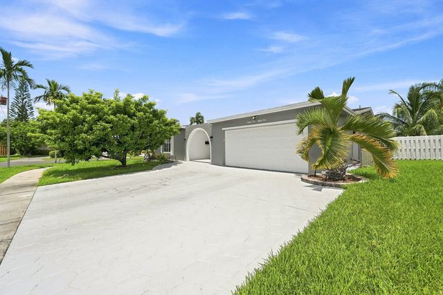 8481 NW 24TH Street, Sunrise, FL 33322