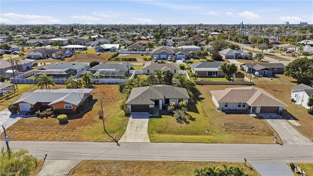 110 SE 39th ST, Cape Coral, FL 33904