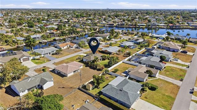 110 SE 39th ST, Cape Coral, FL 33904