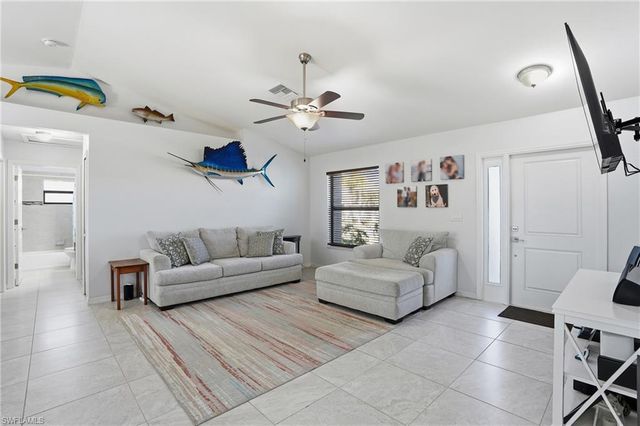 110 SE 39th ST, Cape Coral, FL 33904