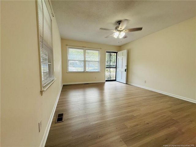 718 Dwain Drive, Fayetteville, NC 28305