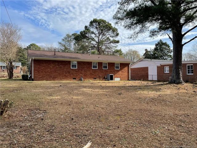 718 Dwain Drive, Fayetteville, NC 28305