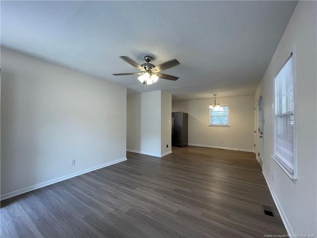 718 Dwain Drive, Fayetteville, NC 28305