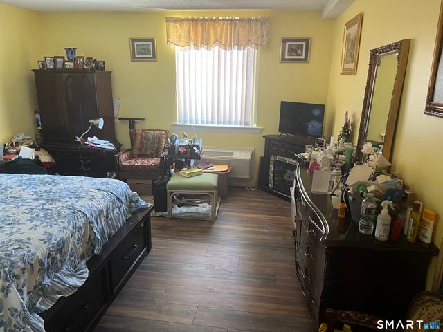 50 Birdseye Street 407, Stratford, CT 06615