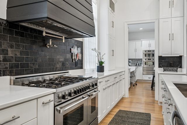 6066 Pelican Way, College Grove, TN 37046