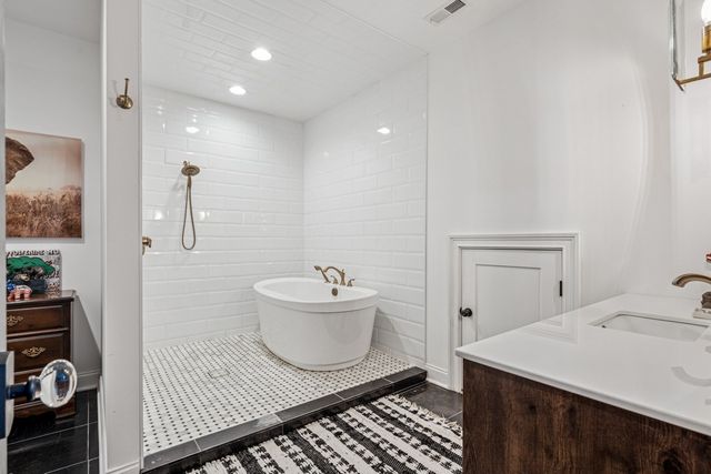 6066 Pelican Way, College Grove, TN 37046