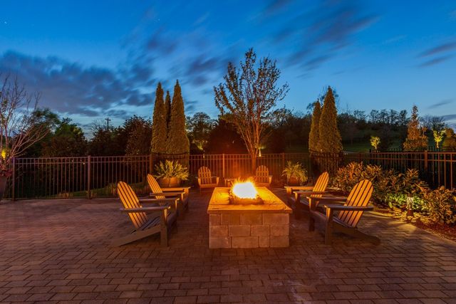 6066 Pelican Way, College Grove, TN 37046