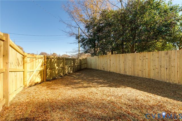 2704.5 Selden St, Richmond, VA 23223