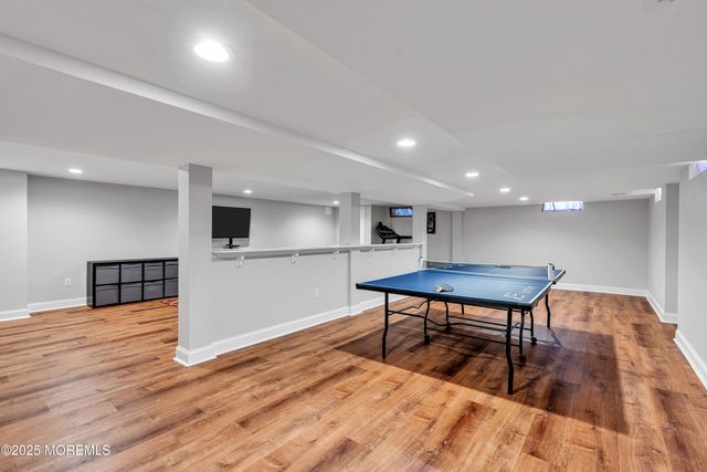 17 Acorn Drive, Middletown, NJ 07748