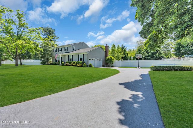 17 Acorn Drive, Middletown, NJ 07748