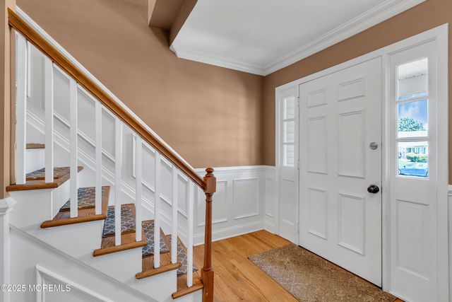17 Acorn Drive, Middletown, NJ 07748