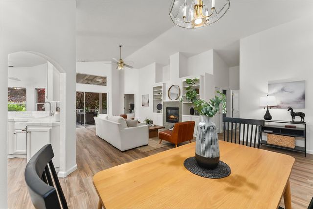 3900 Green Forest Ln, Sacramento, CA 95821