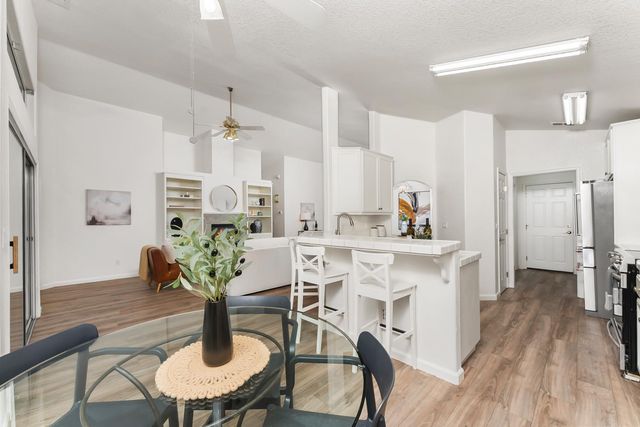 3900 Green Forest Ln, Sacramento, CA 95821