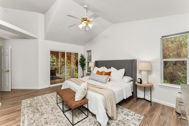 3900 Green Forest Ln, Sacramento, CA 95821