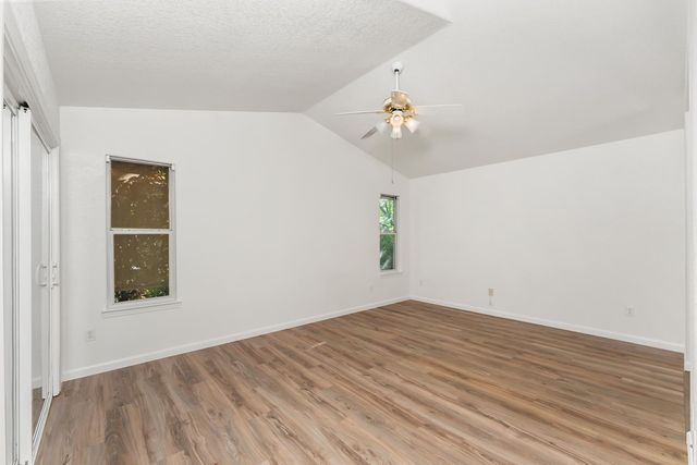 3900 Green Forest Ln, Sacramento, CA 95821