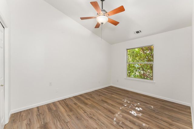 3900 Green Forest Ln, Sacramento, CA 95821