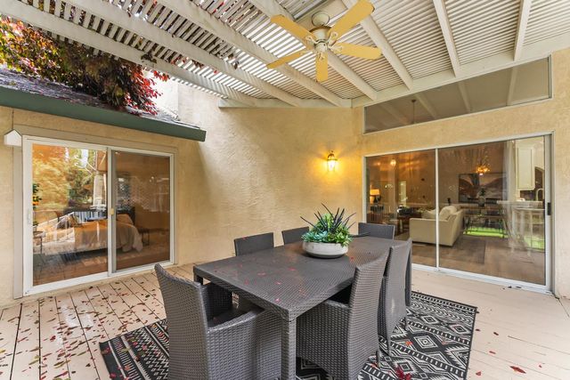 3900 Green Forest Ln, Sacramento, CA 95821