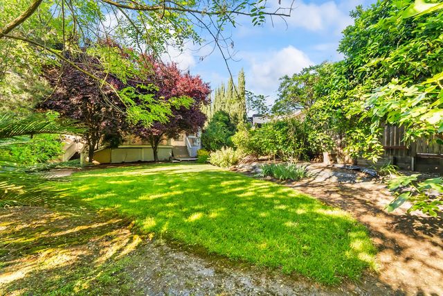 3900 Green Forest Ln, Sacramento, CA 95821