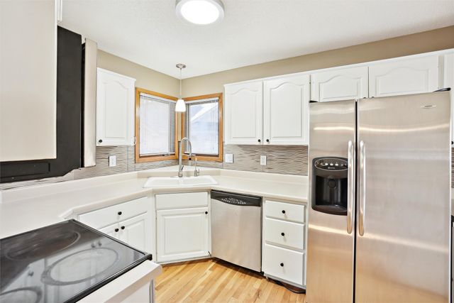 1070 50th Street 12A, West Des Moines, IA 50266