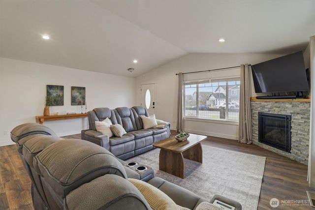 4840 Lighthouse drive, Blaine, WA 98230