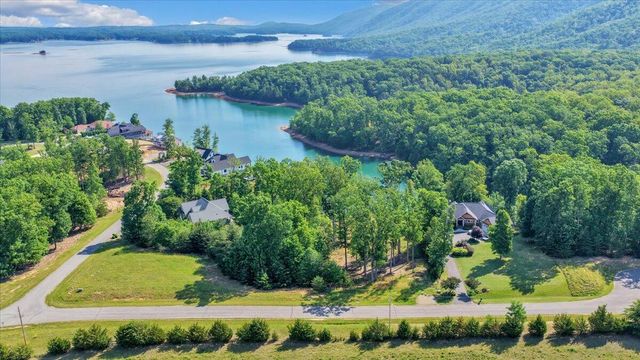 Lot 4 Sweetwater Bay DR, Penhook, VA 24137