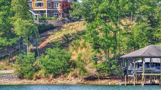 Lot 4 Sweetwater Bay DR, Penhook, VA 24137
