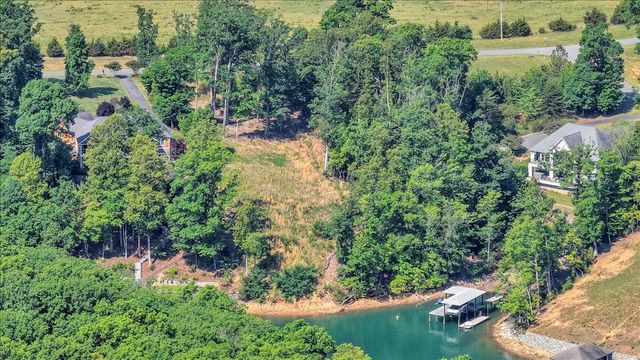 Lot 4 Sweetwater Bay DR, Penhook, VA 24137