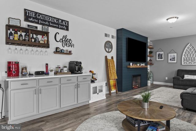 4131 SHANELLE CT, Hampstead, MD 21074