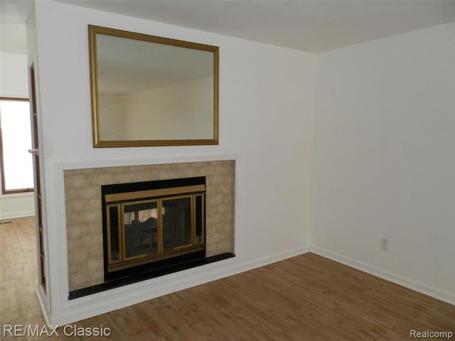 41345 Singh Boulevard, Novi, MI 48375