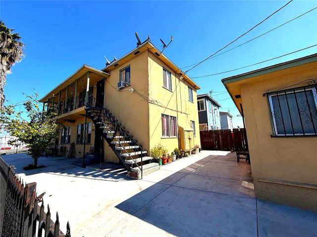 10000 State, Lynwood, CA 90262