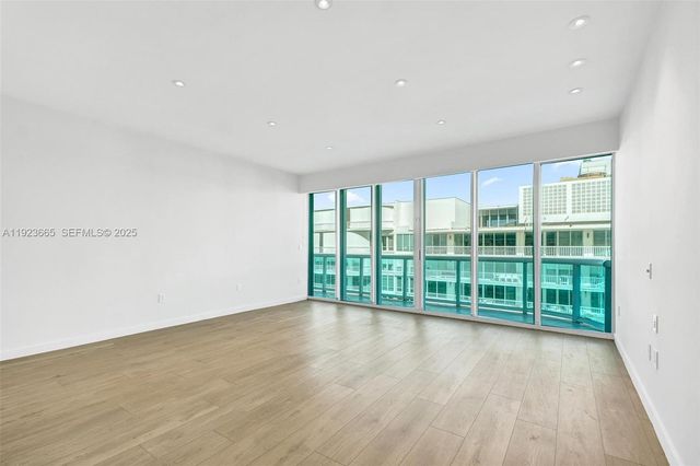 10101 Collins Ave 17A, Bal Harbour, FL 33154