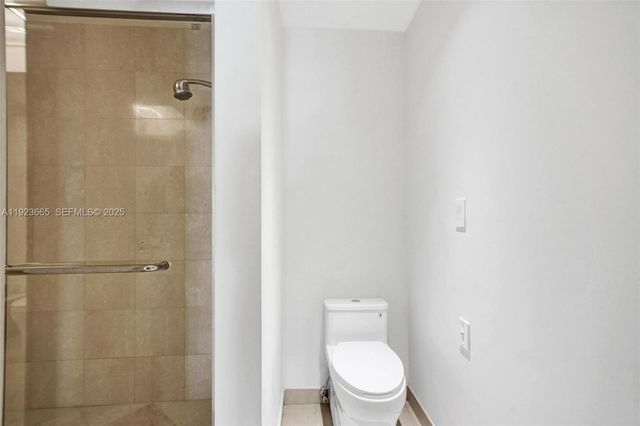 10101 Collins Ave 17A, Bal Harbour, FL 33154