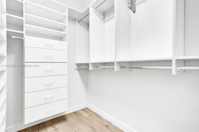 10101 Collins Ave 17A, Bal Harbour, FL 33154