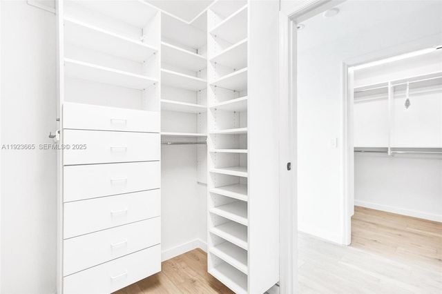 10101 Collins Ave 17A, Bal Harbour, FL 33154